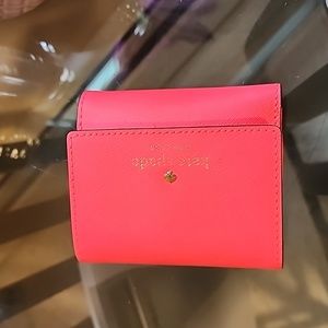 Kate spade compact bifold wallet with coin, money and card slots